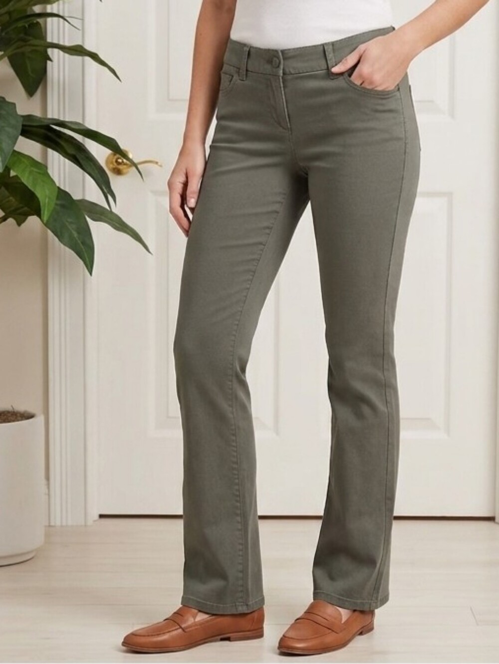 Ann Taylor Loft Julie Boot Cut NWT Size 0